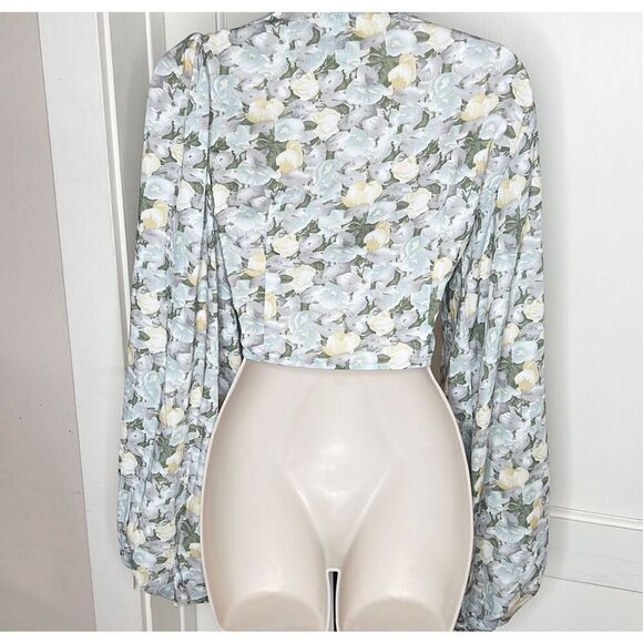 Princess Polly Green Floral Front Tie Crop Top Nwot Size 10 - Picture 5 of 7